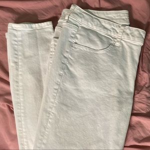 American Eagle White Skinny Jeans